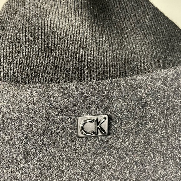 NWOT Men’s Calvin Klein dark gray wool bomber jacket with leather sleeves. Small - Picture 3 of 7